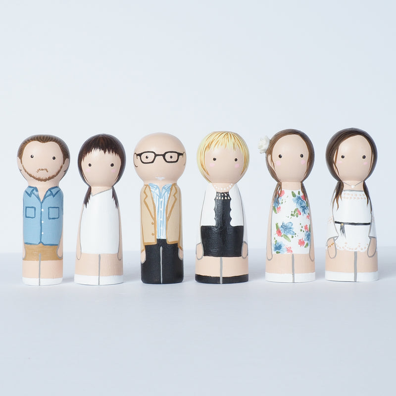 Family and friends portrait - Peg dolls