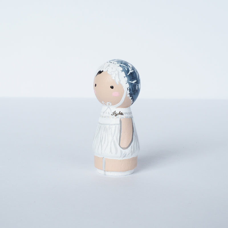 Family Peg Dolls - Family Portrait on Mini wooden dolls