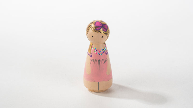 Family and friends portrait - Peg dolls
