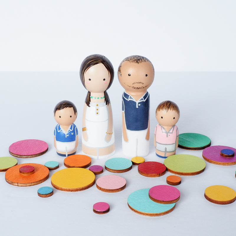 Family and friends portrait Peg Dolls