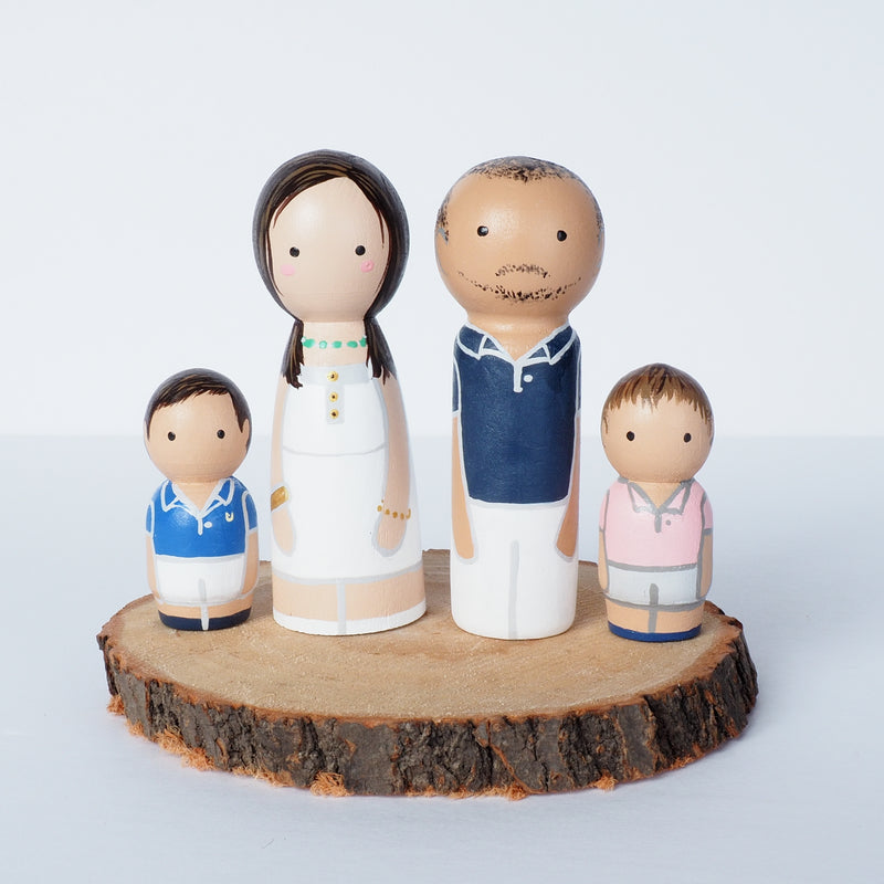 Family and friends portrait Peg Dolls