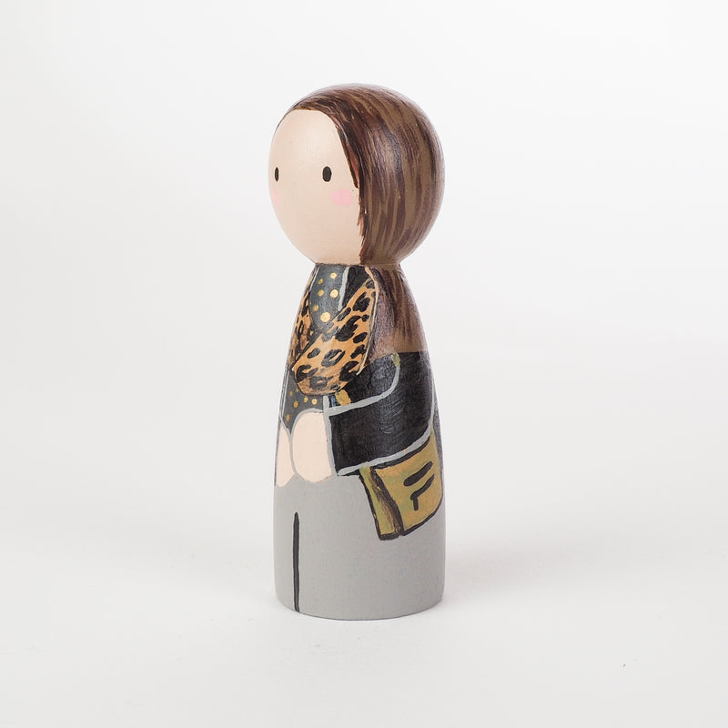 Give something unique and personalized.  Custom peg dolls of your family!  They are hand-painted that show the uniqueness of each individual in your family.  This will definitely touch the heart and bring smiles, may be even happy tears to your family.   These are great for Christmas gifts, parent's gifts, grandparent’s gifts, birthdays, anniversary gifts, couples’ gifts, or any other occasions.