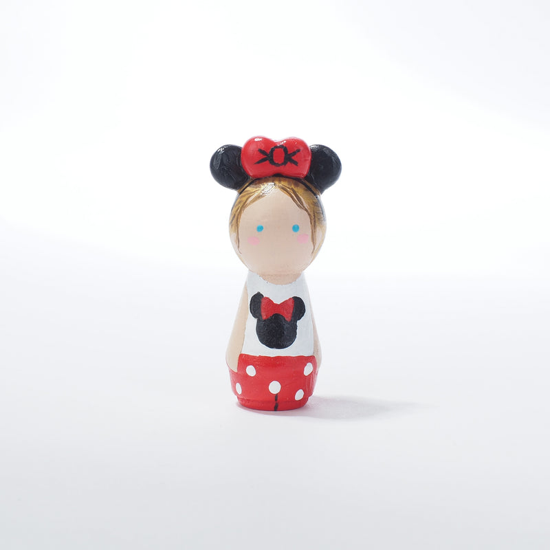 Give something unique and personalized.  Custom peg dolls of your family!  They are hand-painted that show the uniqueness of each individual in your family.  This will definitely touch the heart and bring smiles, may be even happy tears to your family.   These are great for Christmas gifts, parent's gifts, grandparent’s gifts, birthdays, anniversary gifts, couples’ gifts, or any other occasions.