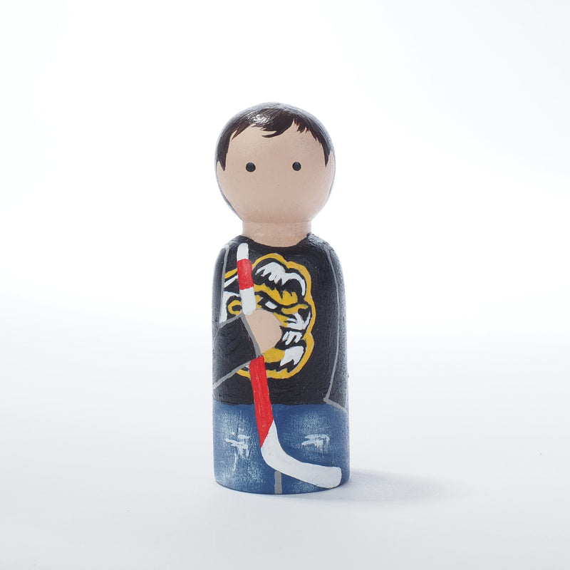 Give something unique and personalized.  Custom peg dolls of your family!  They are hand-painted that show the uniqueness of each individual in your family.  This will definitely touch the heart and bring smiles, may be even happy tears to your family.   These are great for Christmas gifts, parent's gifts, grandparent’s gifts, birthdays, anniversary gifts, couples’ gifts, or any other occasions.