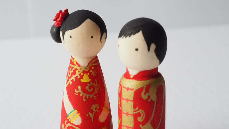 Customized wedding cake topper!  These cute peg dolls show the unique sides of you and your partner.  A great touch of personality to your wedding.  They will WOW your guests.  Also, what a great keepsake it would be!  These are also great for anniversary gifts, couples’ gifts, bridal showers, or any other occasions.