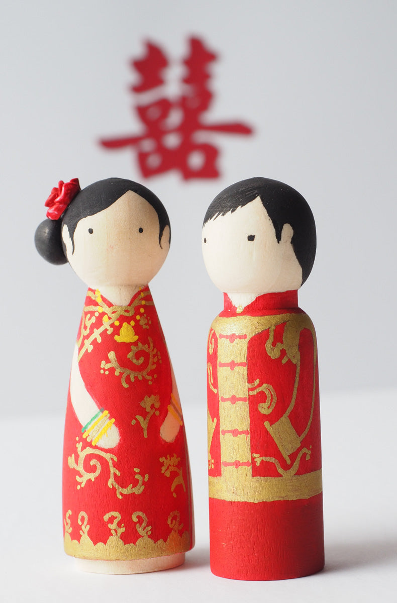 Customized wedding cake topper!  These cute peg dolls show the unique sides of you and your partner.  A great touch of personality to your wedding.  They will WOW your guests.  Also, what a great keepsake it would be!  These are also great for anniversary gifts, couples’ gifts, bridal showers, or any other occasions.