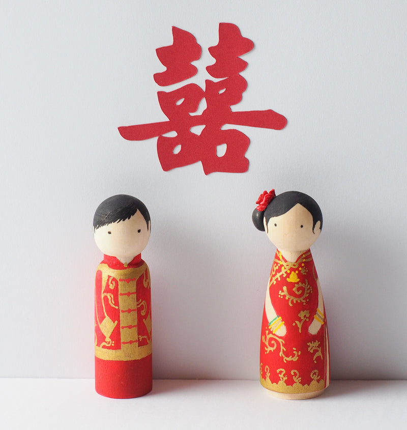 Customized wedding cake topper!  These cute peg dolls show the unique sides of you and your partner.  A great touch of personality to your wedding.  They will WOW your guests.  Also, what a great keepsake it would be!  These are also great for anniversary gifts, couples’ gifts, bridal showers, or any other occasions.