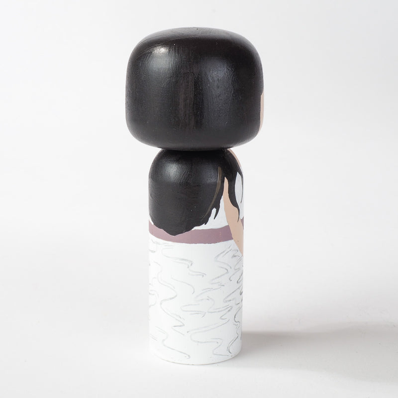 Customized wedding Kokeshi dolls!  These cute Kokeshi dolls show the unique sides of bride and groom.  A great touch of personality to your wedding.  What a great keepsake it would be!  These are also great for Wedding gifts, anniversary gifts, couples’ gifts, bridal showers, or any other occasions.