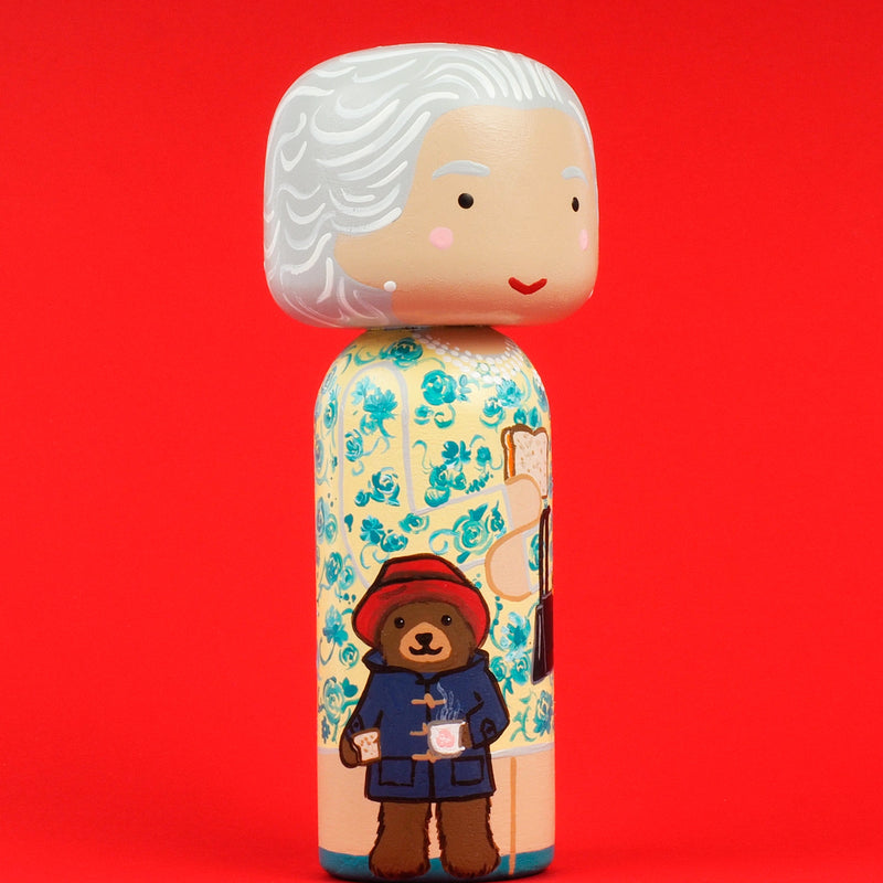 Queen Elizabeth Kokeshi peg doll.  Hand painted.