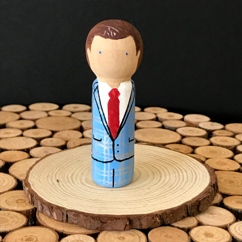 Chinese Wedding Peg Dolls.  Customized wedding cake topper!  These cute peg dolls show the unique sides of you and your partner.  A great touch of personality to your wedding.  They will WOW your guests.  Also, what a great keepsake it would be!  These are also great for anniversary gifts, couples’ gifts, bridal showers, or any other occasions.  We hand-paint the peg dolls to match your wedding attires and culture.