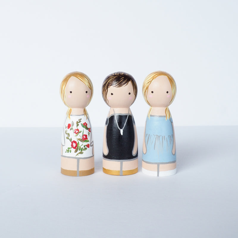 Father's Day gift - Family portrait mini Peg Dolls