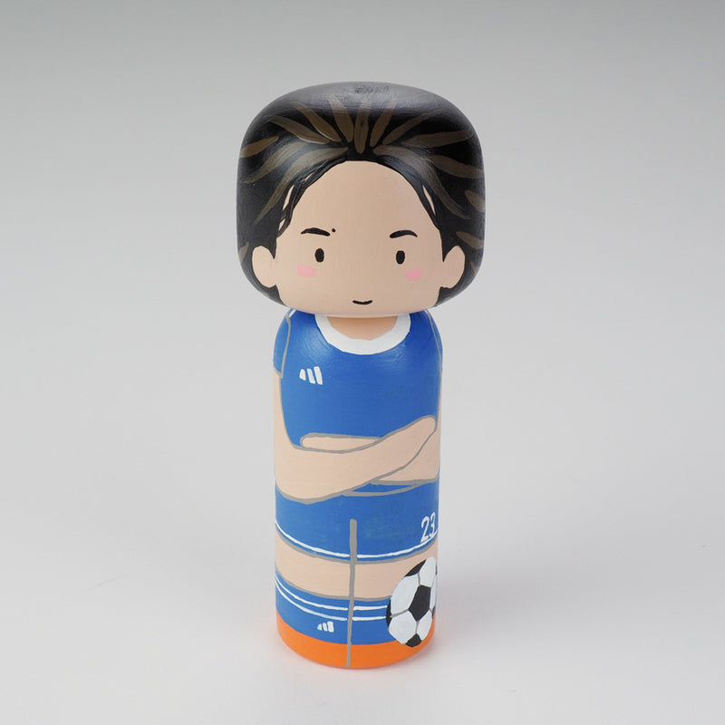 Introducing our new family portrait Kokeshi dolls!  Give something unique and personalized.  Customize your family, friends, or colleagues on Kokeshi dolls!  They are hand-painted with love that show the uniqueness of each individual such as specific sports or hobby.  Here is a family member who loves soccer but we can customize any sports. 